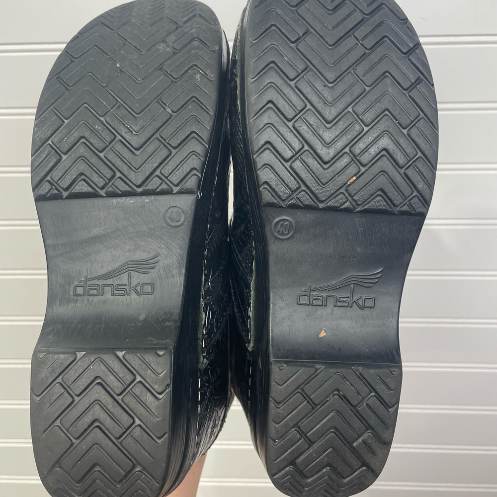Dansko Black Professional Clog Tooled Leather Emb… - image 6